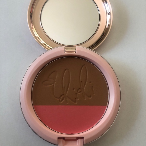 MAC RIRi Powder Blush In Hibiscus Kiss. - Picture 2 of 8